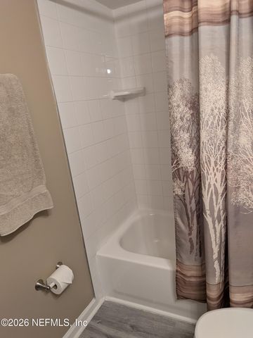 4330 PLAZA GATE Lane S 101, Jacksonville, FL 32217