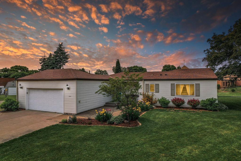 3973 Beryl Road, Eagan, MN 55122