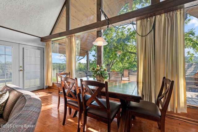 33 Lower Ridgecrest Dr, Clarkson, KY 42726