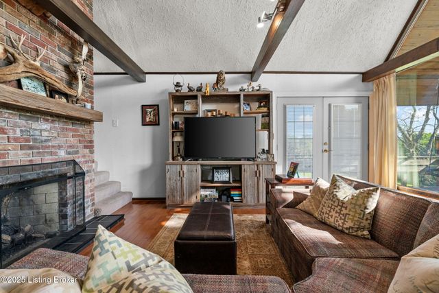 33 Lower Ridgecrest Dr, Clarkson, KY 42726