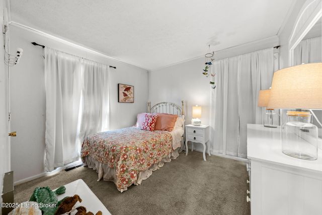 33 Lower Ridgecrest Dr, Clarkson, KY 42726