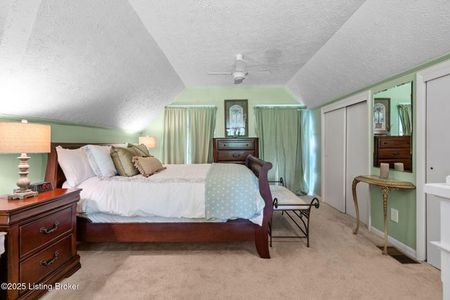 33 Lower Ridgecrest Dr, Clarkson, KY 42726