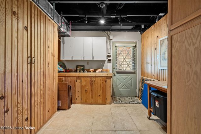 33 Lower Ridgecrest Dr, Clarkson, KY 42726