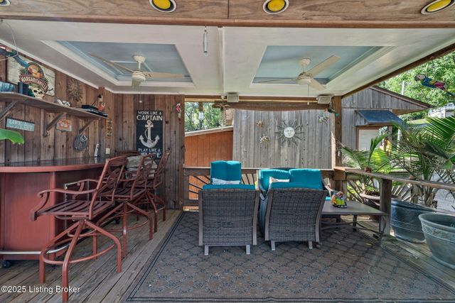 33 Lower Ridgecrest Dr, Clarkson, KY 42726