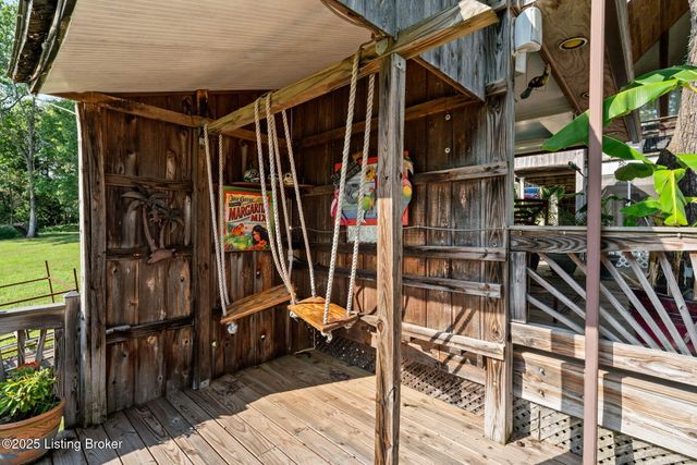 33 Lower Ridgecrest Dr, Clarkson, KY 42726