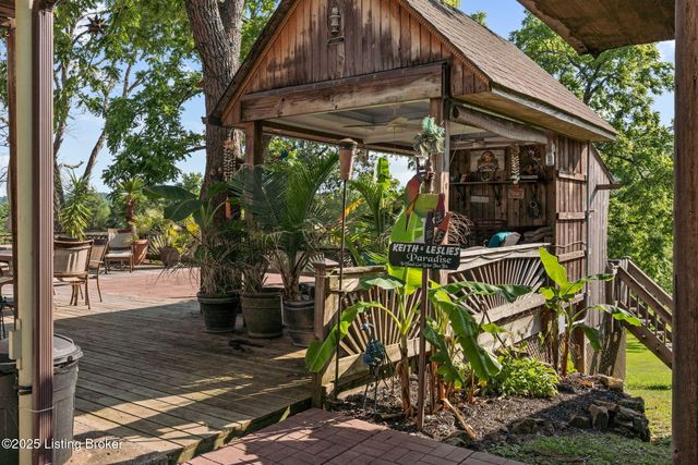 33 Lower Ridgecrest Dr, Clarkson, KY 42726