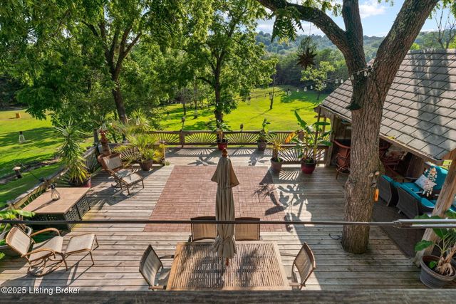 33 Lower Ridgecrest Dr, Clarkson, KY 42726