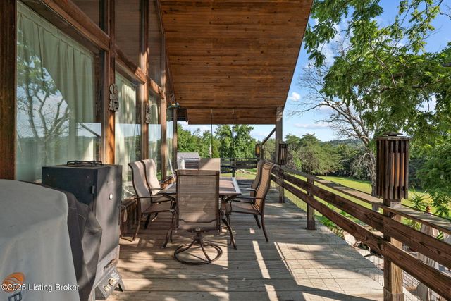 33 Lower Ridgecrest Dr, Clarkson, KY 42726