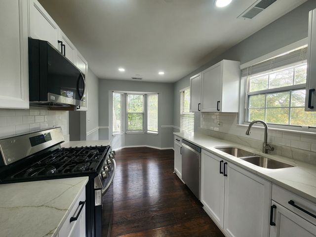 1236 Churchill Court 1236, Buffalo Grove, IL 60089