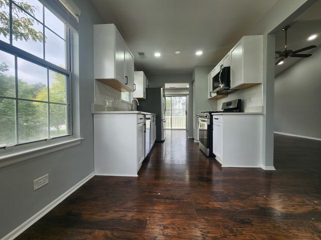 1236 Churchill Court 1236, Buffalo Grove, IL 60089