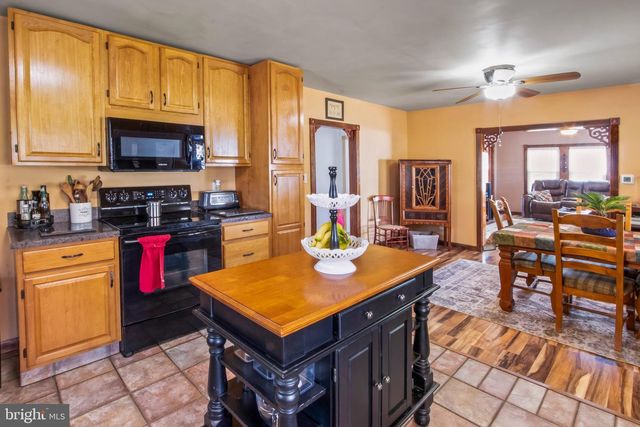 10 S HOOK RD, Pennsville, NJ 08070