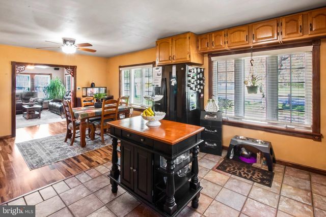 10 S HOOK RD, Pennsville, NJ 08070