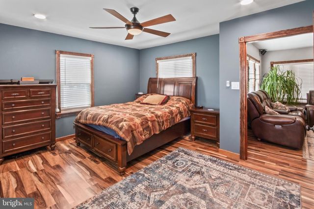 10 S HOOK RD, Pennsville, NJ 08070