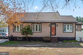 10 S HOOK RD, Pennsville, NJ 08070