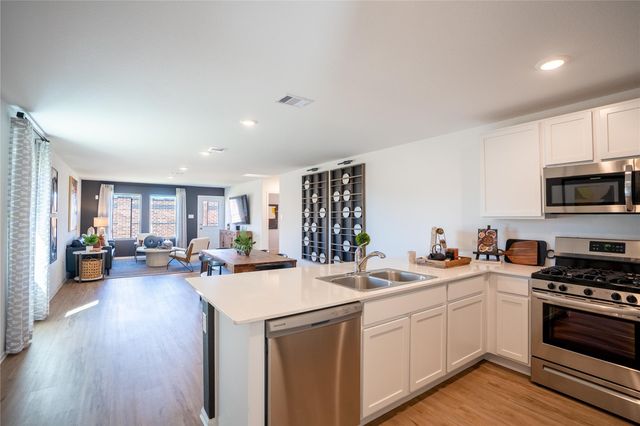 1650 Golden Iris Drive, Crosby, TX 77532