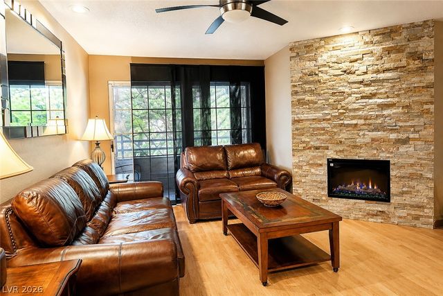 2200 South Fort Apache Road 2032, Las Vegas, NV 89117