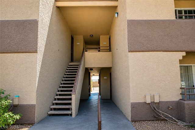 2200 South Fort Apache Road 2032, Las Vegas, NV 89117