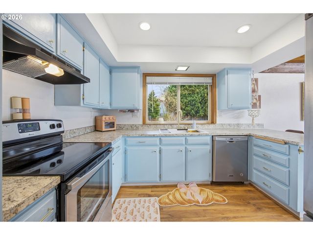 64 Ne SCOTT Dr, Gresham, OR 97030