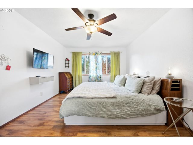 64 Ne SCOTT Dr, Gresham, OR 97030