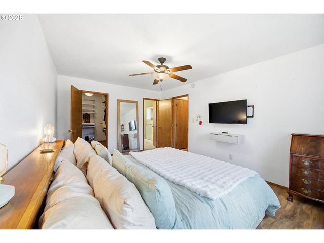 64 Ne SCOTT Dr, Gresham, OR 97030