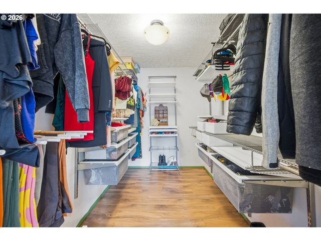 64 Ne SCOTT Dr, Gresham, OR 97030