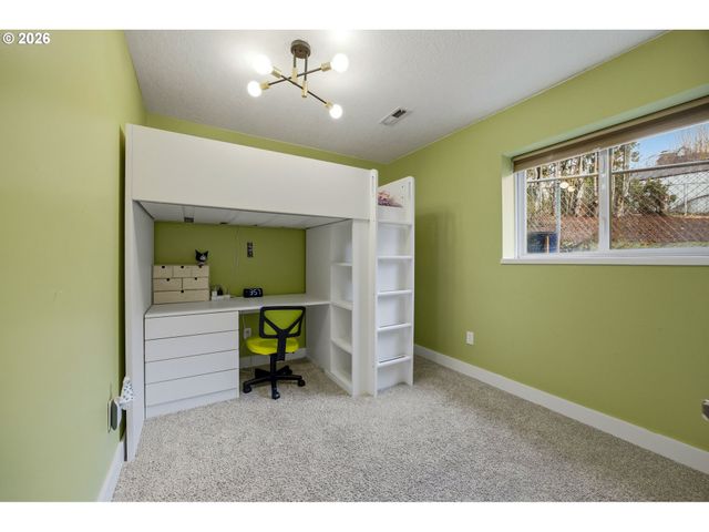 64 Ne SCOTT Dr, Gresham, OR 97030