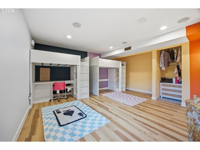 64 Ne SCOTT Dr, Gresham, OR 97030