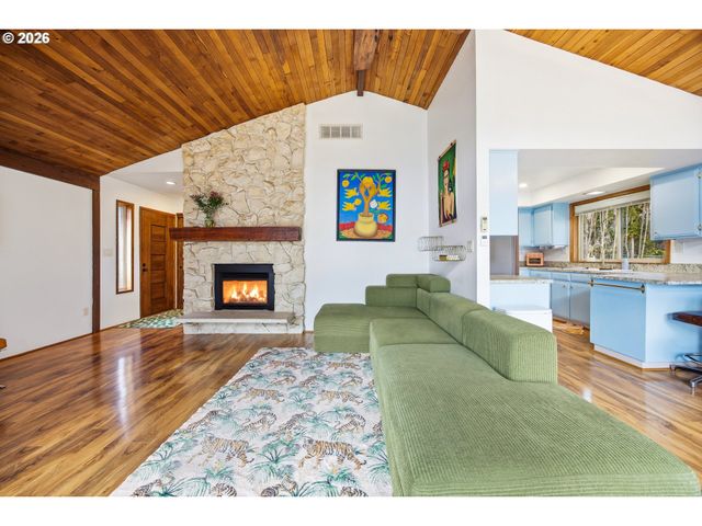 64 Ne SCOTT Dr, Gresham, OR 97030