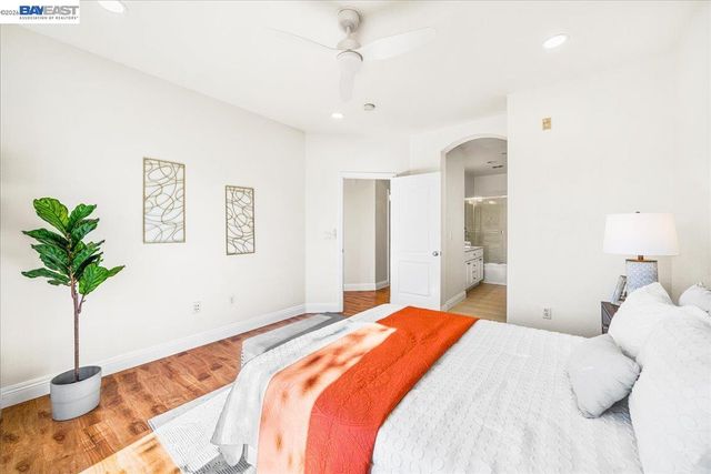 49030 Meadowfaire Cmn, Fremont, CA 94539