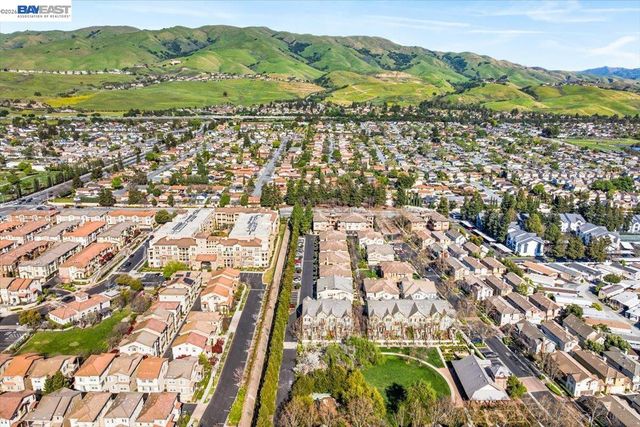 49030 Meadowfaire Cmn, Fremont, CA 94539