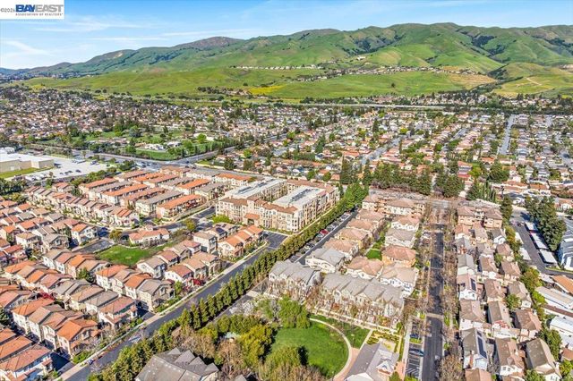 49030 Meadowfaire Cmn, Fremont, CA 94539