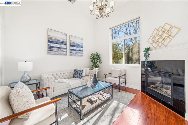 49030 Meadowfaire Cmn, Fremont, CA 94539