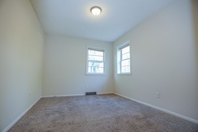 3527 S Ferguson Avenue, Springfield, MO 65807