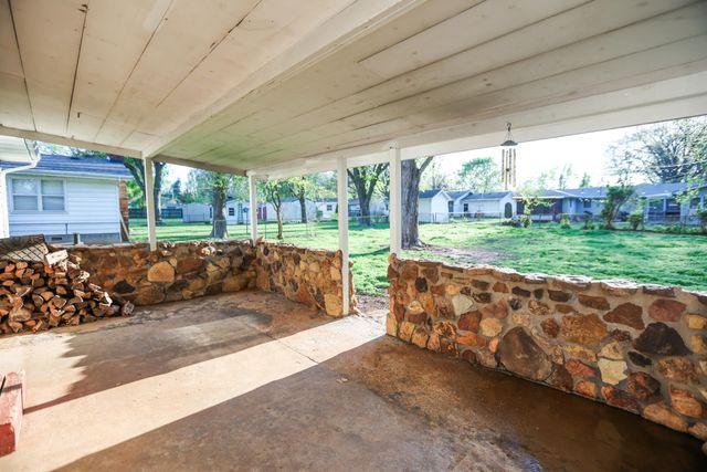 3527 S Ferguson Avenue, Springfield, MO 65807