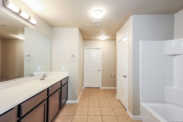 12266 Fish Hook, San Antonio, TX 78252