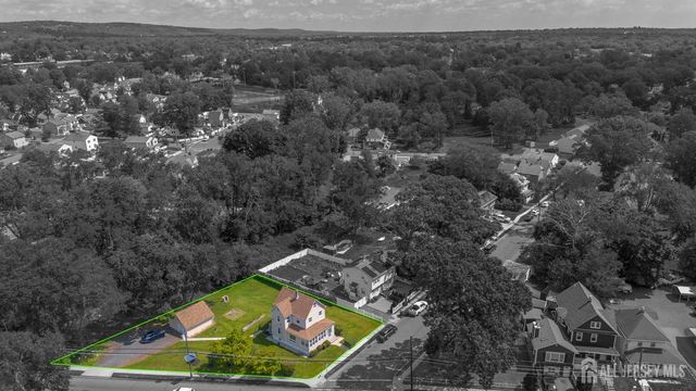 1746 Elk Street, Piscataway, NJ 08854
