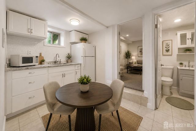 1746 Elk Street, Piscataway, NJ 08854