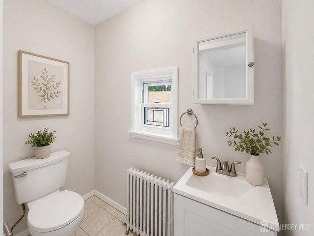 1746 Elk Street, Piscataway, NJ 08854