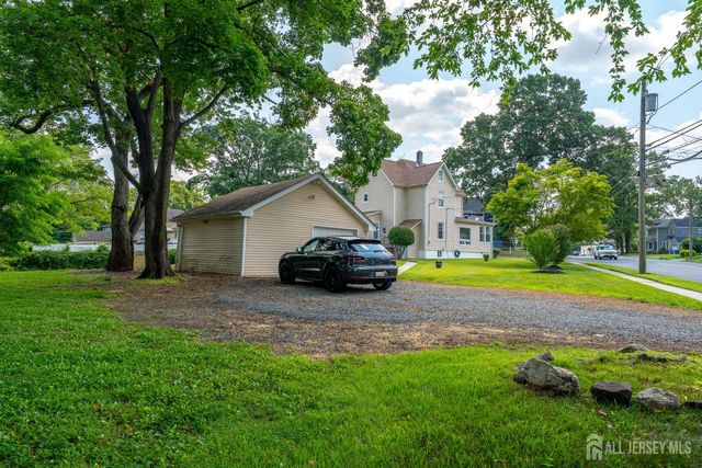 1746 Elk Street, Piscataway, NJ 08854