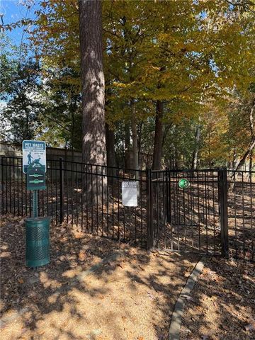 4345 Chastain NE Walk 45, Atlanta, GA 30342