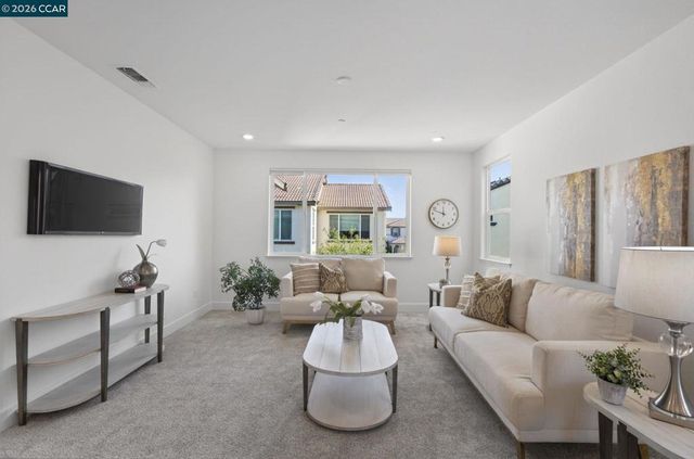 284 Bear Creek Dr, Brentwood, CA 94513