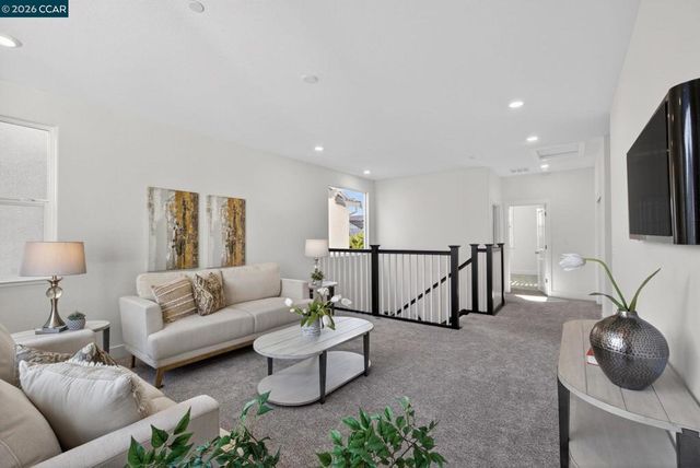 284 Bear Creek Dr, Brentwood, CA 94513