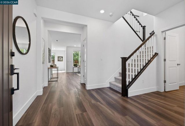 284 Bear Creek Dr, Brentwood, CA 94513