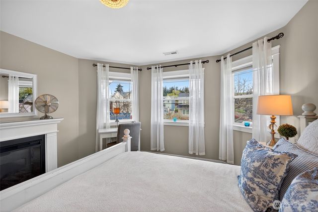 2913 K Avenue, Anacortes, WA 98221