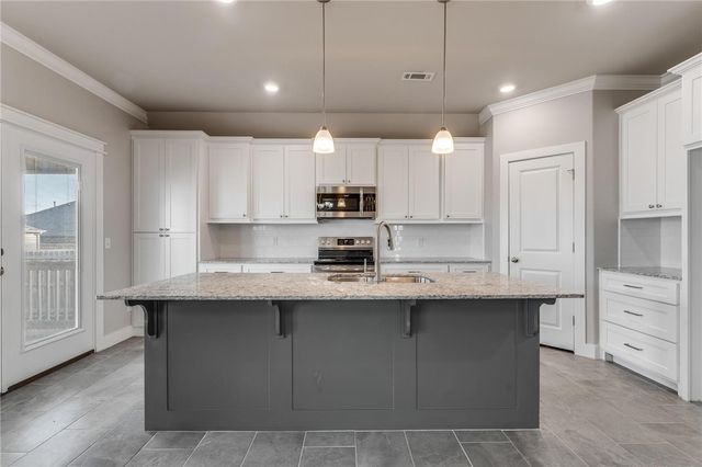 986 Madden Street, Tontitown, AR 72762