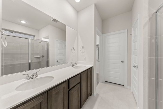 114 Van Horn Drive, Terrell, TX 75160