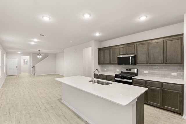 114 Van Horn Drive, Terrell, TX 75160