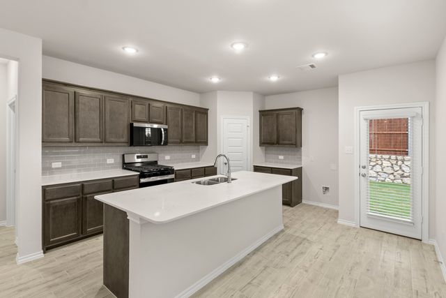 114 Van Horn Drive, Terrell, TX 75160