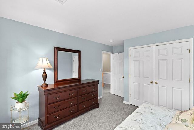 702 MOUNT HOLLY PL NE, Leesburg, VA 20176