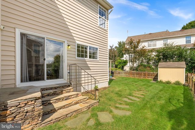 702 MOUNT HOLLY PL NE, Leesburg, VA 20176
